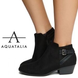 Aquatalia Suede Booties 9.5 Black Buckle Ankle Side Zip Chunky Chunk Heel